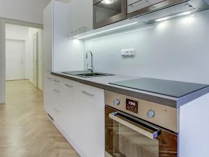 Pronájem bytu 1+kk, Praha, Myslíkova, 38 m2