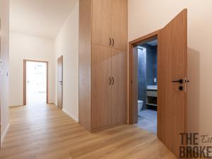 Prodej bytu 3+kk, Praha - Karlín, Pernerova, 105 m2