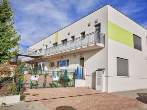 Prodej bytu 3+kk, Praha - Dolní Chabry, Kozomínská, 80 m2