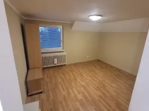 Prodej rodinného domu, Praha - Koloděje, V lipách, 140 m2