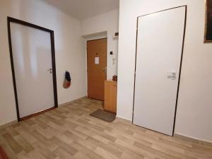 Prodej bytu 3+1, Dubí, Zahradní, 78 m2