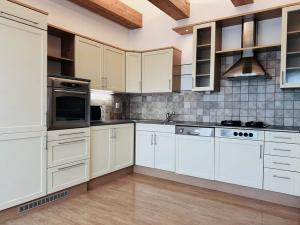 Prodej bytu 3+1, Brno, Vychodilova, 106 m2