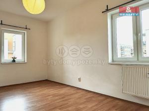 Prodej bytu 2+kk, Milovice - Mladá, Armádní, 52 m2