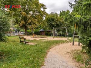 Prodej bytu 3+1, Praha - Břevnov, Pod Královkou, 65 m2