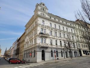 Prodej skladu, Praha - Žižkov, U Rajské zahrady, 4 m2