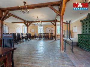 Prodej rodinného domu, Mlečice, 500 m2