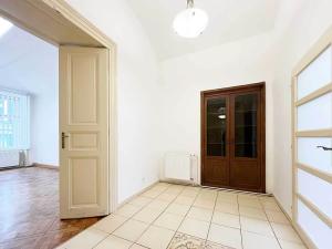 Pronájem bytu 4+1, Praha - Nové Město, V jámě, 120 m2