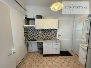 Pronájem bytu 1+kk, Praha - Nové Město, Zlatnická, 35 m2