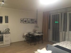 Pronájem bytu 1+kk, Praha - Jinonice, Pod stolovou horou, 42 m2