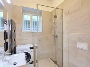 Pronájem bytu 2+1, Praha - Podolí, Podolské nábřeží, 66 m2