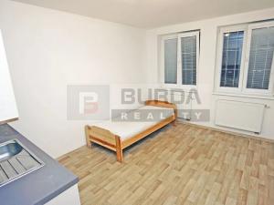 Pronájem bytu 1+kk, Neratovice, 19 m2