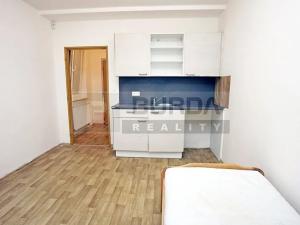 Pronájem bytu 1+kk, Neratovice, 19 m2
