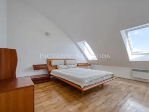 Prodej vily, Křižanov, Benešovo náměstí, 530 m2