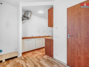 Prodej bytu 3+1, Praha - Kyje, Dvořišťská, 76 m2