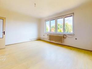 Prodej rodinného domu, Vysoký Chlumec, 212 m2