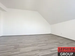 Pronájem bytu 1+kk, Praha - Libeň, Sokolovská, 29 m2