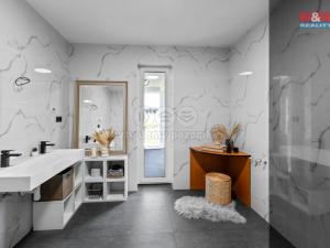 Prodej rodinného domu, Ledce, 216 m2