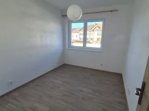 Pronájem bytu 2+kk, Stochov, Osvobození, 54 m2