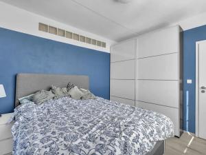 Prodej bytu 2+1, Hradec Králové, třída Edvarda Beneše, 47 m2
