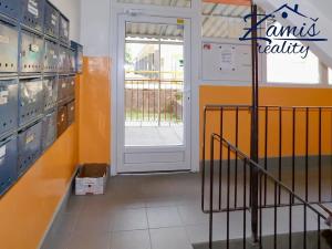 Pronájem bytu 2+kk, Kladno, Na růžovém poli, 45 m2