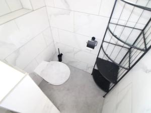 Pronájem bytu 1+kk, Praha - Lahovice, Na staré, 51 m2