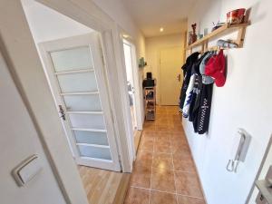 Pronájem bytu 2+kk, Praha - Strašnice, Žernovská, 45 m2