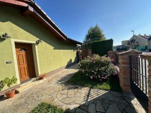 Pronájem rodinného domu, Pardubice, 85 m2