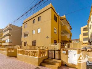 Prodej bytu 4+kk, Torrevieja, Španělsko, 64 m2