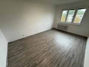 Prodej bytu 2+1, Karviná, tř. Těreškovové, 54 m2
