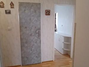 Prodej bytu 3+1, Ostrov, Severní, 69 m2
