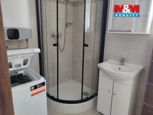 Pronájem bytu 1+kk, Praha - Hloubětín, Kukelská, 28 m2
