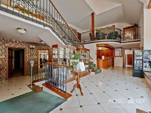 Prodej ubytování, Chotoviny, Táborská, 2200 m2