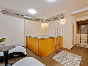 Prodej ubytování, Chotoviny, Táborská, 2200 m2