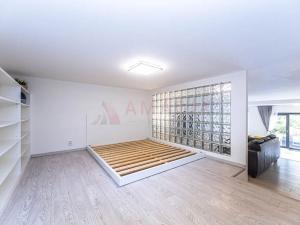 Prodej bytu 1+kk, Praha - Karlín, U Mlýnského kanálu, 80 m2