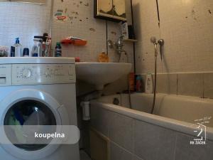 Pronájem bytu 2+1, České Budějovice, J. Opletala, 62 m2