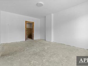 Prodej chalupy, Lopeník, 181 m2