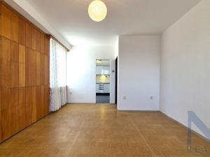 Prodej bytu 2+1, Praha - Dejvice, U dejvického rybníčku, 52 m2