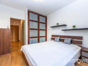 Pronájem bytu 2+kk, Praha - Hlubočepy, Wassermannova, 47 m2
