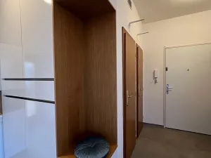 Pronájem bytu 3+1, Praha - Veleslavín, Křenova, 88 m2