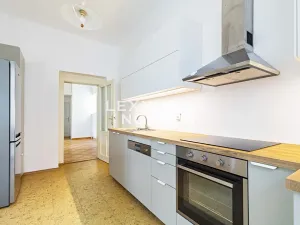 Pronájem bytu 3+1, Praha - Smíchov, Na Březince, 94 m2