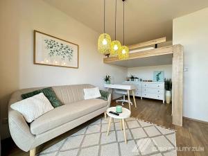 Pronájem bytu 1+kk, Zlín, Pod Hradem II, 29 m2