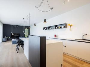 Pronájem vily, Praha - Horní Měcholupy, U Golfu, 248 m2