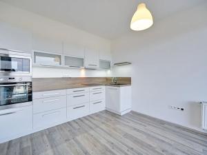 Pronájem bytu 2+1, Olomouc, gen. Píky, 62 m2
