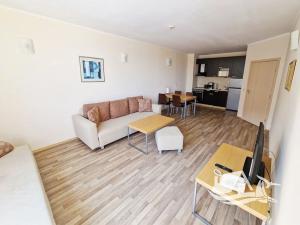 Prodej bytu 2+kk, Obzor, Bulharsko, 61 m2