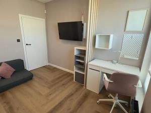 Pronájem bytu 4+kk, Praha - Zličín, Sazovická, 158 m2