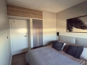 Pronájem bytu 4+kk, Praha - Zličín, Sazovická, 158 m2