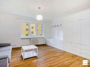 Pronájem bytu 2+1, Praha - Hloubětín, Kbelská, 52 m2