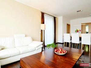 Prodej bytu 4+1, Rudná, Příčná, 126 m2