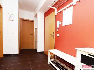 Prodej bytu 4+1, Rudná, Příčná, 126 m2