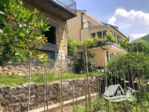 Prodej rodinného domu, Zelenika, Černá Hora, 164 m2